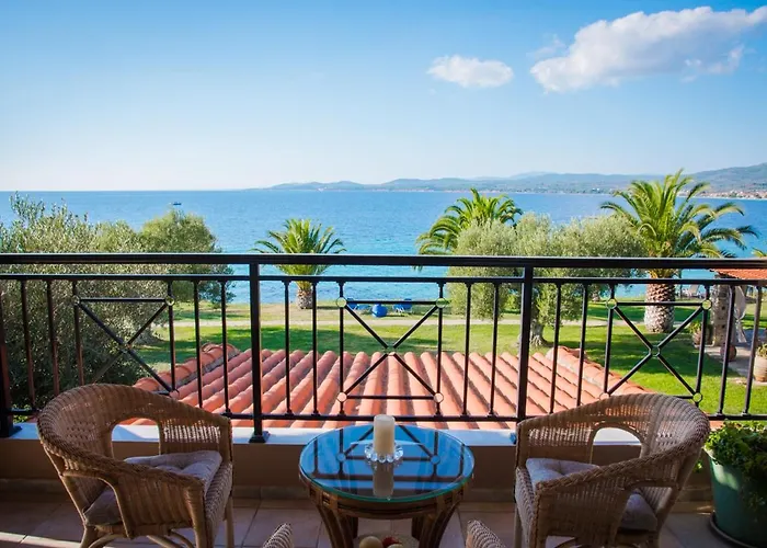 Aίολος * Nikiti (Sithonia)